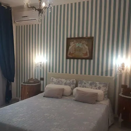 Domusmea غونيسا
